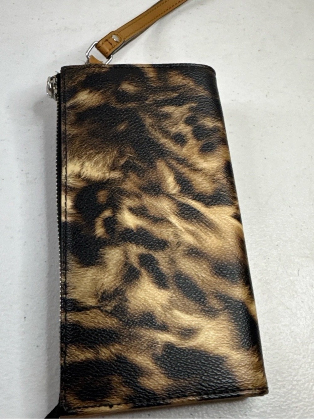 Calvin Klein Print Wristlet Wallet - Brown/Black